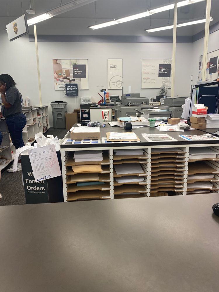 STAPLES Updated July 2024 15 Photos & 14 Reviews 322 South