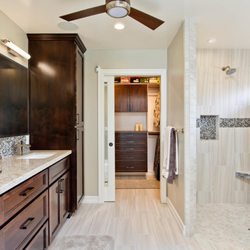 Living Design Interiors - Master bathroom - with zero-threshold shower for accessibilty