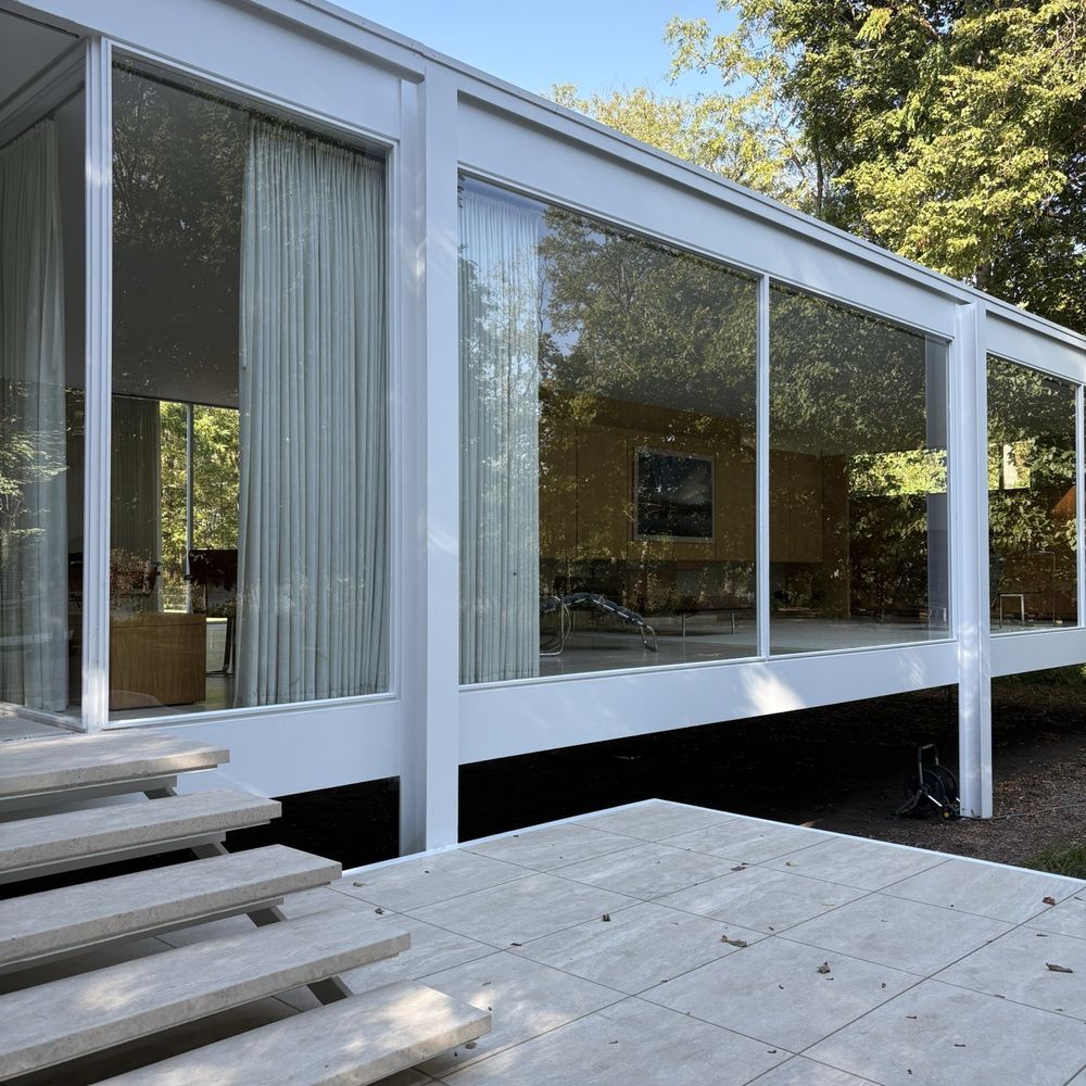Farnsworth House Visitor Center - Visitor Centers Near Me - Plano, Illinois Farnsworth House Visitor Center - Visitor Centers Near Me - Plano, Illinois