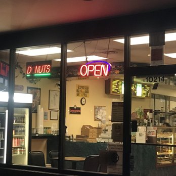 Happy Donuts - Donuts Near Me - Kent, Washington