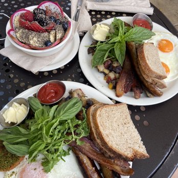 Urth Caffe - The Urth Breakfast and Urth Açaí Bowl. - Coffee & Tea Near Me - Laguna Beach, California Urth Caffe - The Urth Breakfast and Urth Açaí Bowl. - Coffee & Tea Near Me - Laguna Beach, California