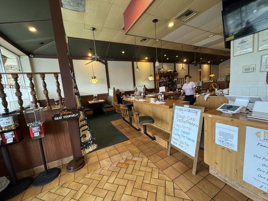 Moffett's Family Restaurant & Chicken Pie Shoppe by null