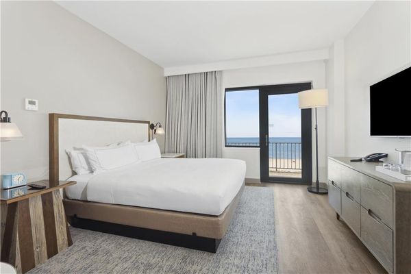 The Lodge at Gulf State Park, a Hilton Hotel by null