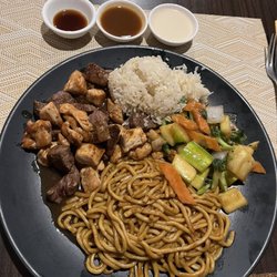Mizuki Hibachi & Asian Bistro - Hibachi Chicken & Filet Mignon