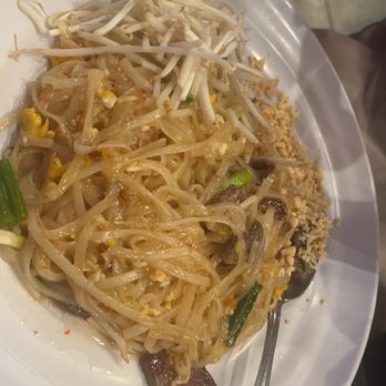 Thai Spices - Beef Pad Thai - Thai Near Me - Mesa, Arizona Thai Spices - Beef Pad Thai - Thai Near Me - Mesa, Arizona