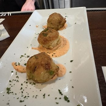 Dock's Oyster House - Seafood Near Me - Atlantic City, New Jersey