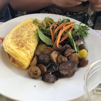 Palace Bar - Omelet - Gay Bars Near Me - Miami Beach, Florida