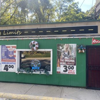 City Limits - Bars Near Me - Utica, Illinois