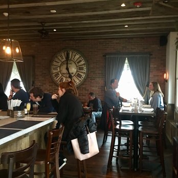 Little Goose - Bar area - Breakfast & Brunch Near Me - Fairfield, Connecticut Little Goose - Bar area - Breakfast & Brunch Near Me - Fairfield, Connecticut