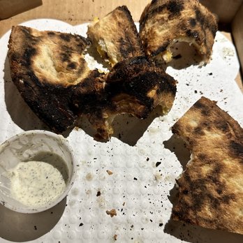 King of Fire - Burnt pizza - Food Trucks Near Me King of Fire - Burnt pizza - Food Trucks Near Me