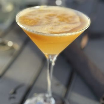 Union Straw - Apricot peach martini - American Near Me - Taunton, Massachusetts Union Straw - Apricot peach martini - American Near Me - Taunton, Massachusetts