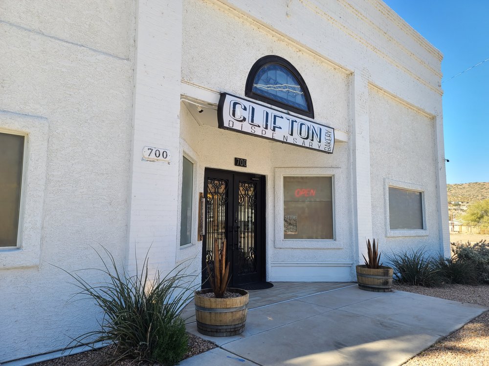 THE CLIFTON BAKERY Updated September 2024 700 N Coronado Blvd