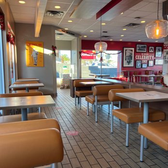 KFC - the inside of a fast food restaurant - Fast Food Near Me - San Pedro, California KFC - the inside of a fast food restaurant - Fast Food Near Me - San Pedro, California