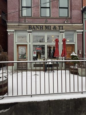 Banh Mi & Ti by null