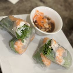 Pho Tan - Spring roll is so fresh
