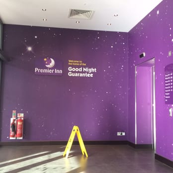 Premier Inn - Good nights sleep guarantee - Hotels Near Me - London, XGL