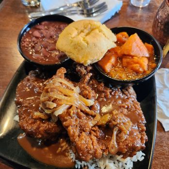 Rob Ben’s Restaurant & Lounge - Smothered pork chops, red beans and rice, candied yams, and corn bread. - Soul Food Near Me - Emeryville, California Rob Ben’s Restaurant & Lounge - Smothered pork chops, red beans and rice, candied yams, and corn bread. - Soul Food Near Me - Emeryville, California