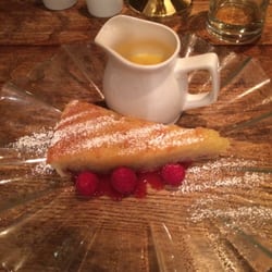 The Otter & Fish - Bakewell tart and custard