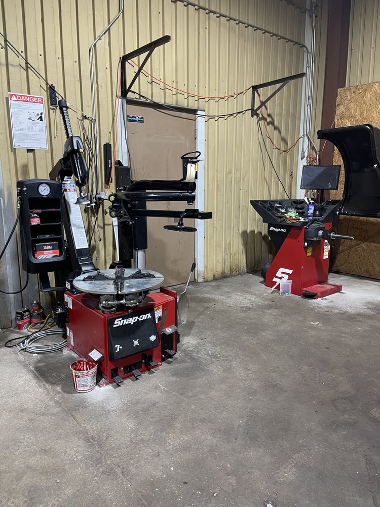 AUTO EXPRESS REPAIR 4535 Melton Ave, Louisville, Kentucky Auto