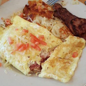Billy's Downtown Diner - Pulled pork omelette with turkey bacon. Yummy - Diners Near Me - Bethlehem, Pennsylvania Billy's Downtown Diner - Pulled pork omelette with turkey bacon. Yummy - Diners Near Me - Bethlehem, Pennsylvania