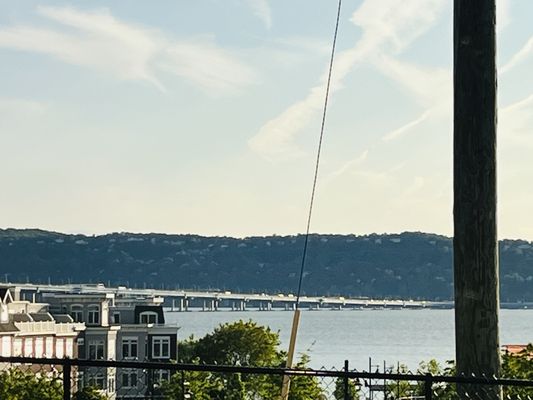 Bridge View Tavern by null