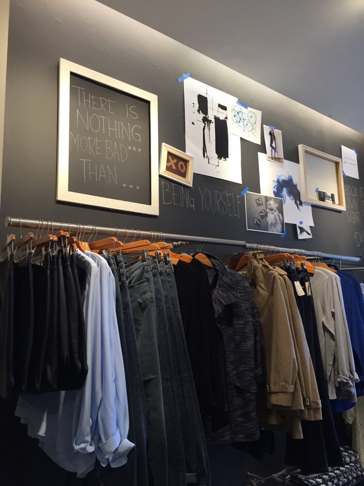 BANANA REPUBLIC Updated September 2024 56 Church St, Burlington, Vermont Accessories