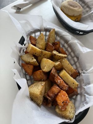 Moxie Eatery by null