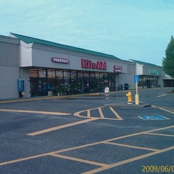 Rite Aid - Parking Lot View