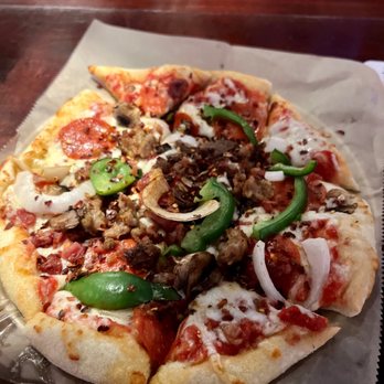 Uno Pizzeria & Grill - Windy City Works - Pizza Near Me - Springfield, Massachusetts Uno Pizzeria & Grill - Windy City Works - Pizza Near Me - Springfield, Massachusetts