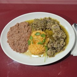 El Muchacho Alegre Restaurant - Costillas en salsa verde