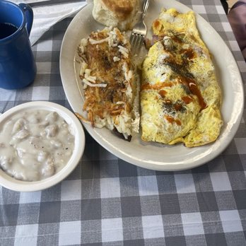 Hungry Hunter Restaurant - Breakfast & Brunch Near Me - Branson, Missouri