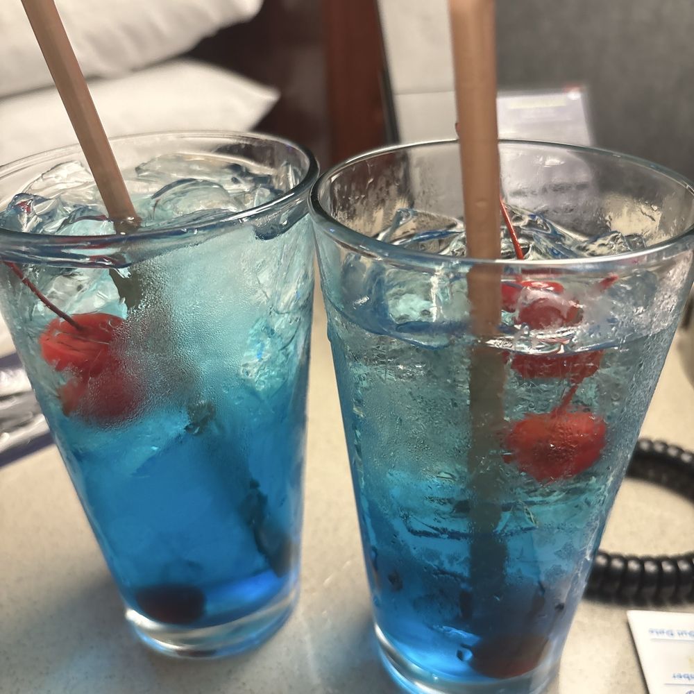 Maxi's Restaurant - Blue Hawaiian from the bar. Yummy!! - New American Near Me - Modesto, California