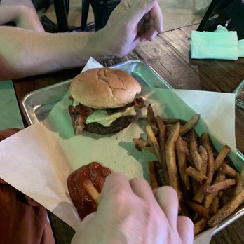 Potosi Live - Bacon cheese burger 13.99 - Seafood Near Me - Abilene, Texas