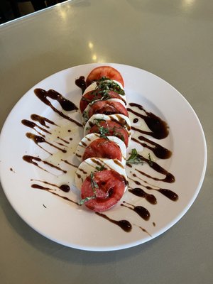 Mangia - Eat on Main by null