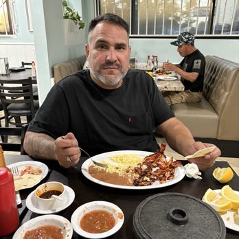 Mariscos Martin - Camarones Sarandeados - Mexican Near Me - La Puente, California