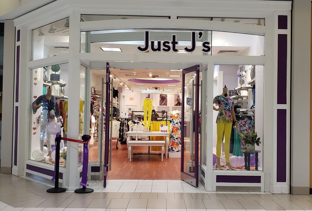 JUST J’S CLOTHING STORE 37554 W 6 Mile Rd, Livonia, Michigan Women