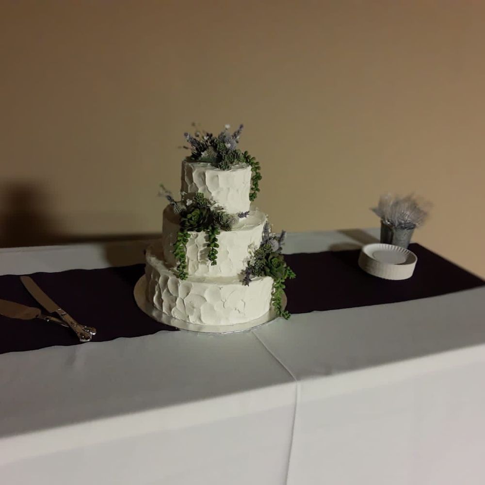 Snowflake Bakery & Deli - a wedding cake - Bakeries Near Me - Henderson, Texas Snowflake Bakery & Deli - a wedding cake - Bakeries Near Me - Henderson, Texas