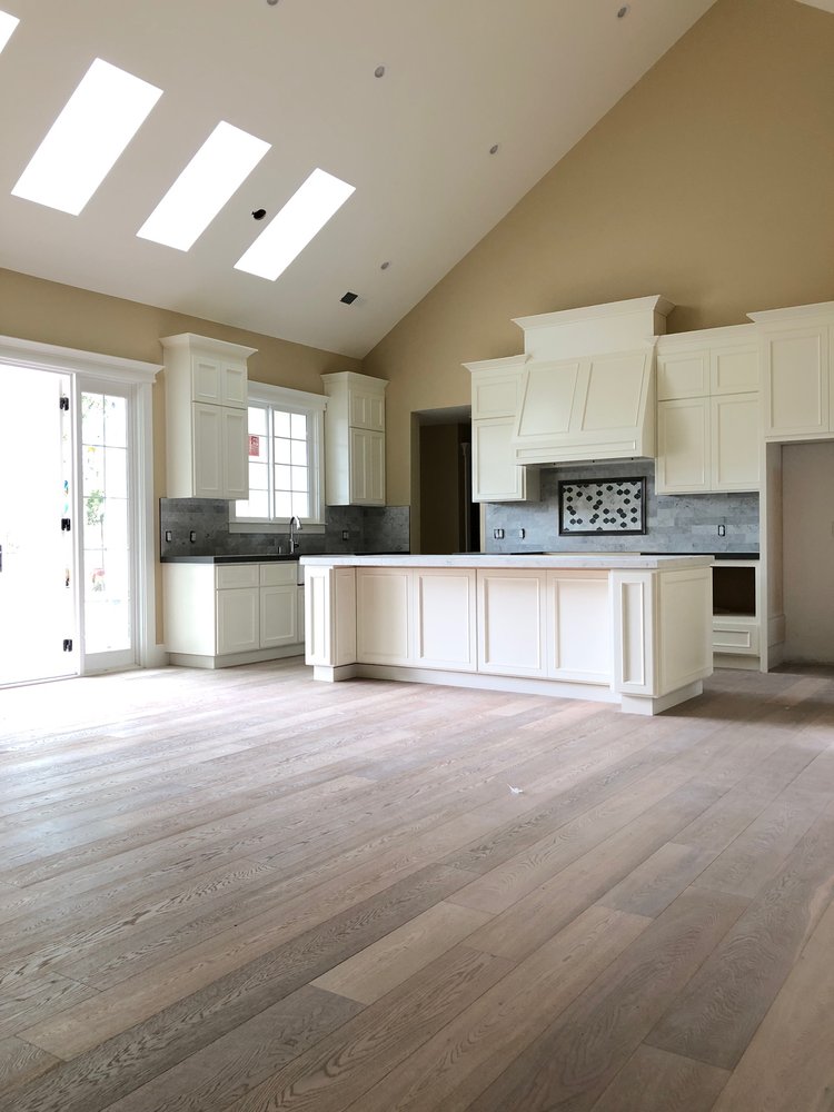 Slide of Oria Builders