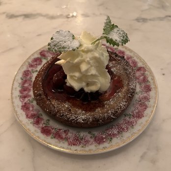Nomad - Swedish cheesecake - IG @bougiefoodieboi - Bars Near Me - Stockholm, Alberta