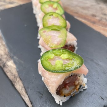 Kata Robata - Texas Hamachi (9/10) not as good as the rising sun but still good - Sushi Bars Near Me - Houston, Texas