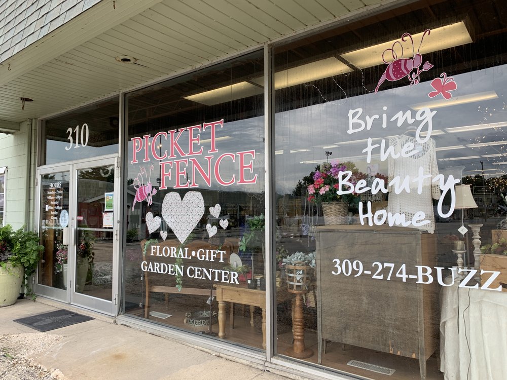 PICKET FENCE near you at 310 N 4th St, Chillicothe, Illinois 50