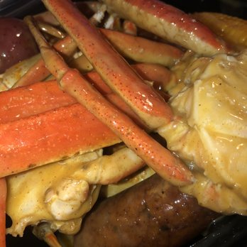 T'Beaux's Crawfish & Catering - Clinton - Snow Crab Plate - Cajun/Creole Near Me - Clinton, Mississippi