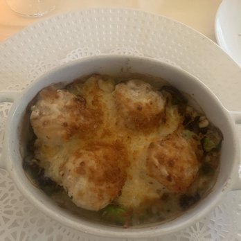 Le Yaca - We had the shrimp and lobster, as well as the scallops with risotto. - French Near Me - Williamsburg, Virginia