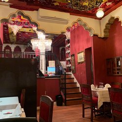 Au Palais de l'Himalaya - Dining room