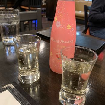 Sushi Kushi 4 U - Slightly bubbly peach sake - Japanese Near Me - Lake Zurich, Illinois Sushi Kushi 4 U - Slightly bubbly peach sake - Japanese Near Me - Lake Zurich, Illinois