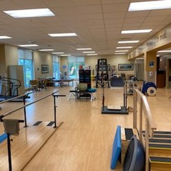 AdventHealth Sports Med & Rehab New Smyrna Beach Medical Plaza - We are here to help you heal, strengthen, and renew, with a whole team of sports med & rehab experts.