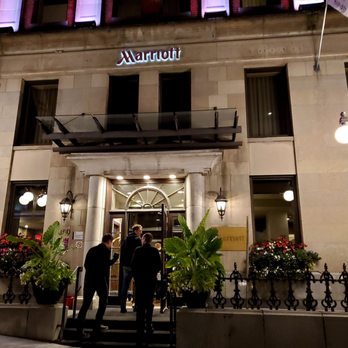 Quebec City Marriott Downtown - Entrance - Hotels Near Me - Quebec City, Quebec Quebec City Marriott Downtown - Entrance - Hotels Near Me - Quebec City, Quebec