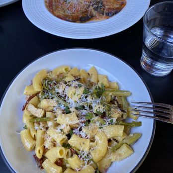 Pizzando - Pizza Near Me - Healdsburg, California