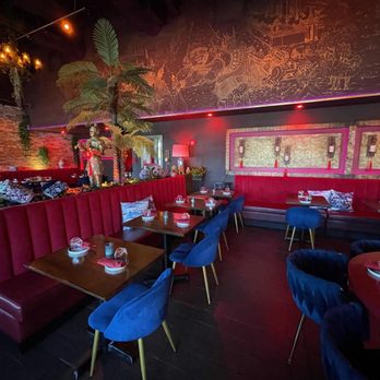 Tiki Thai - This was the lush dining area!!! - Thai Near Me - Atlanta, Georgia Tiki Thai - This was the lush dining area!!! - Thai Near Me - Atlanta, Georgia