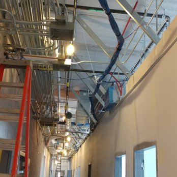 Lightning Cable Communications - Telecommunications Near Me
